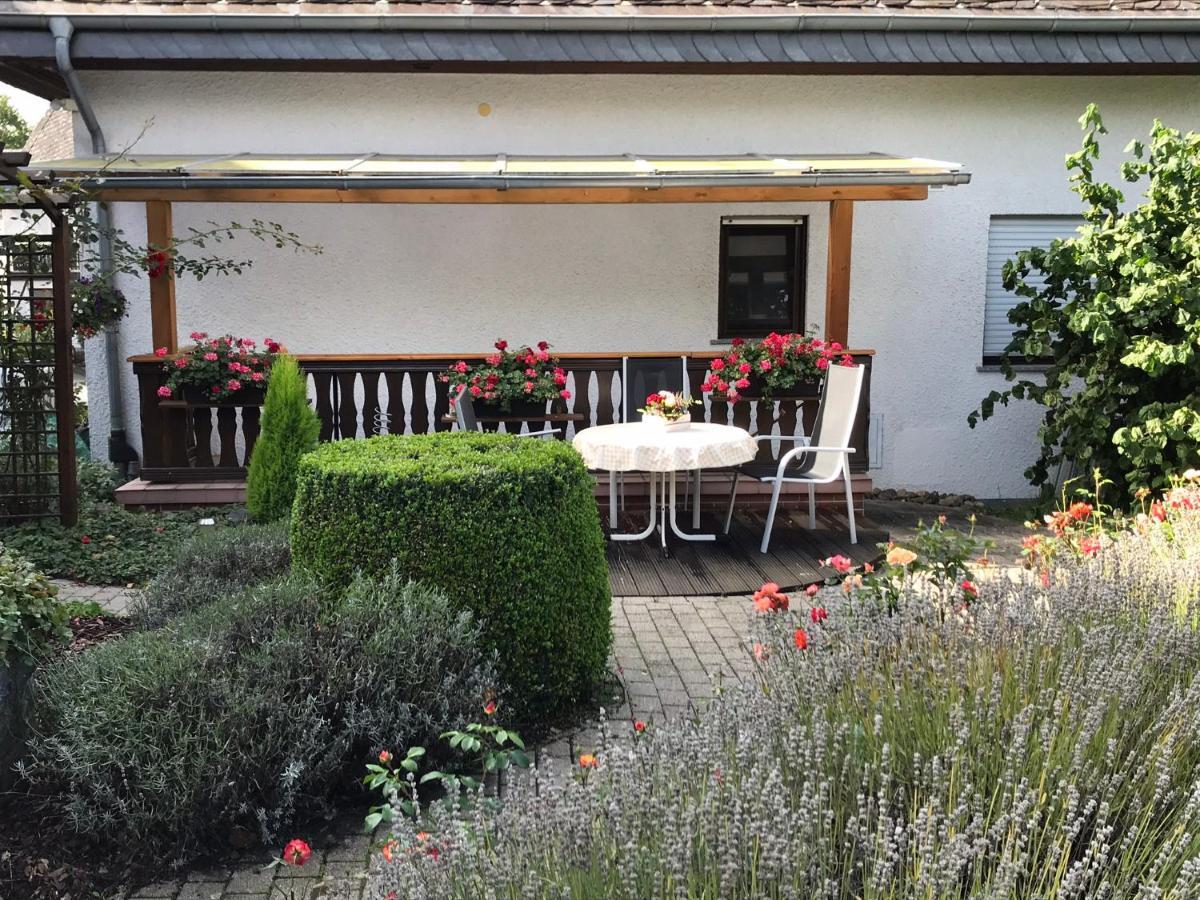 Monteur-/Und Ferienwohnung Diehl Asslar ภายนอก รูปภาพ